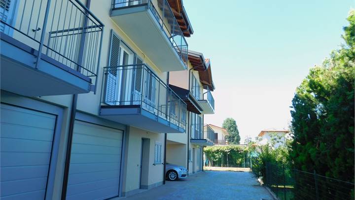 Villa a Schiera di testa